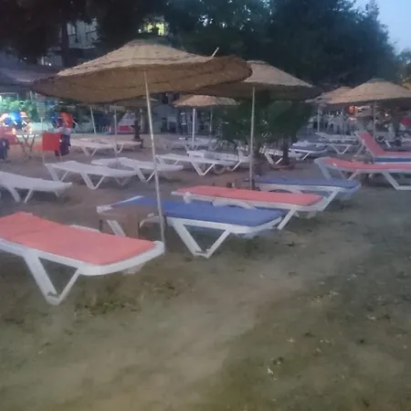 Erkin Apart 公寓式酒店 *